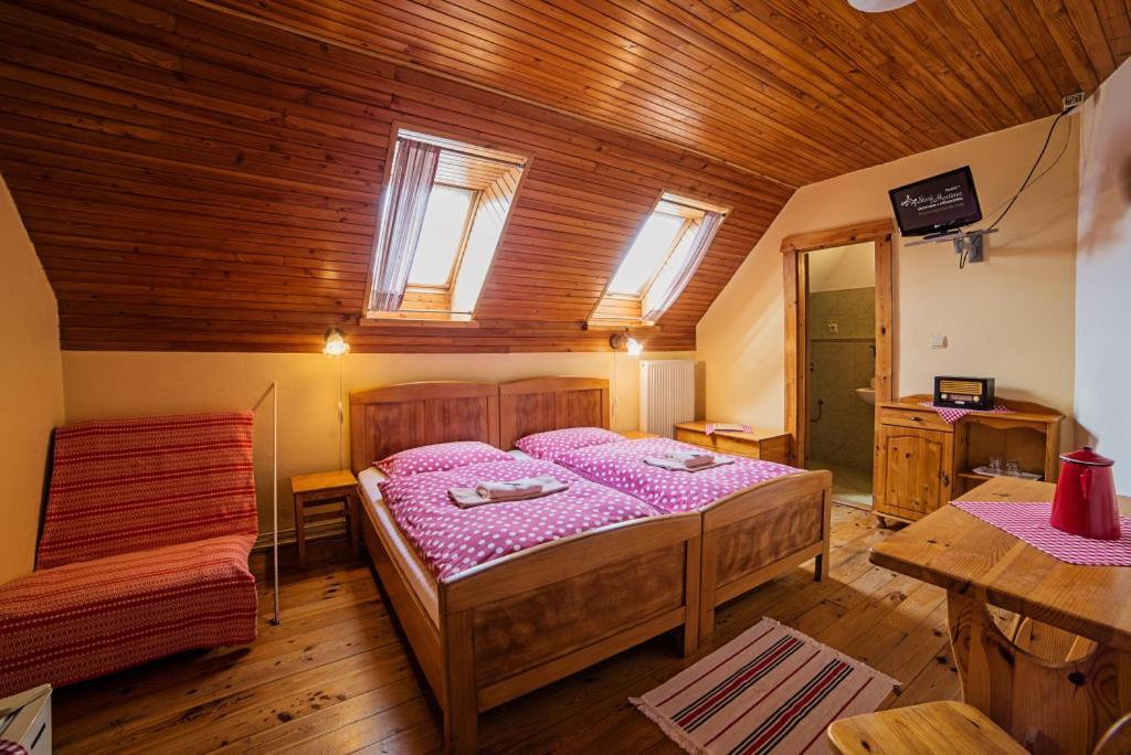Penzión Starý Hostinec Banska Stiavnica Exterior foto