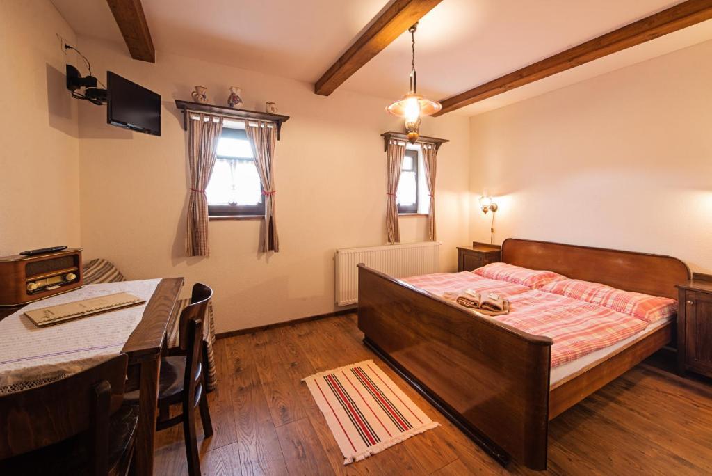 Penzión Starý Hostinec Banska Stiavnica Exterior foto