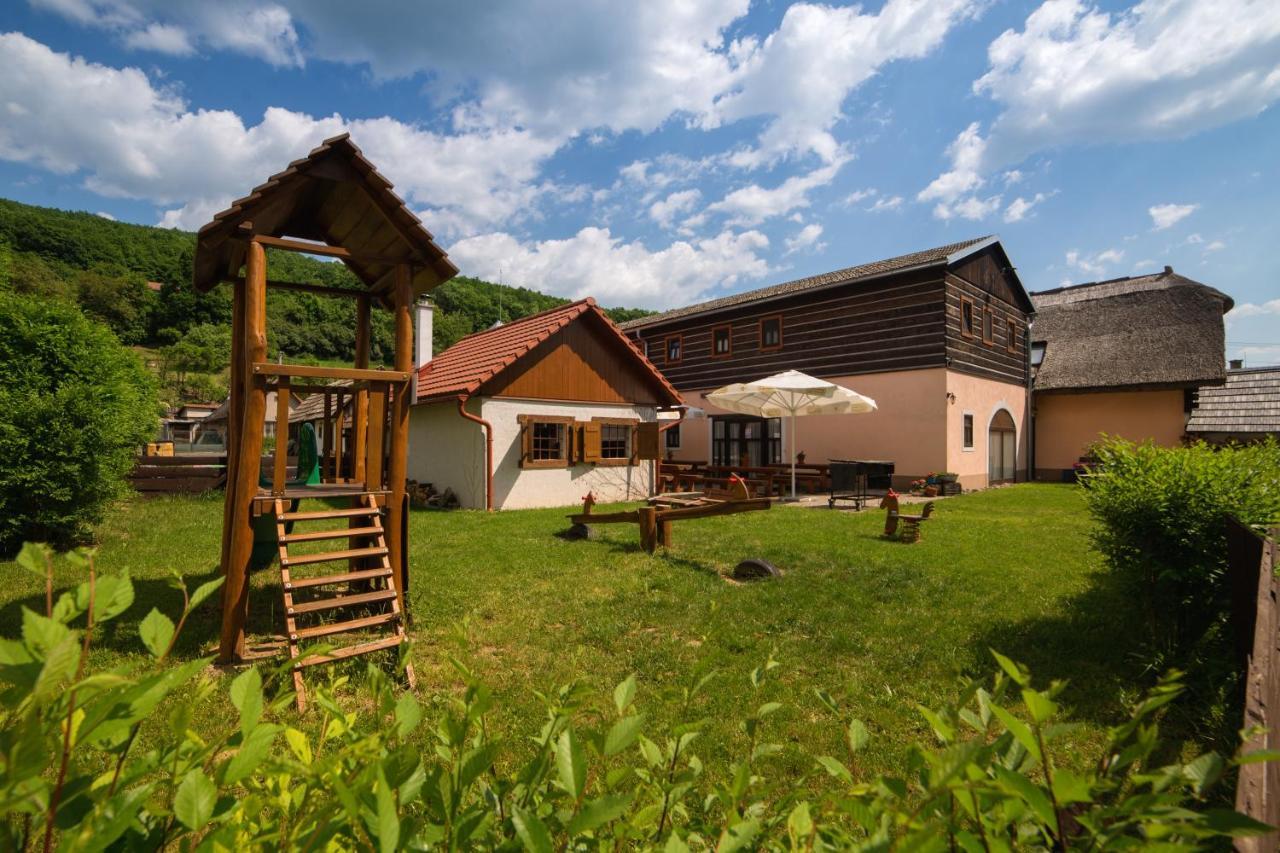 Penzión Starý Hostinec Banska Stiavnica Exterior foto