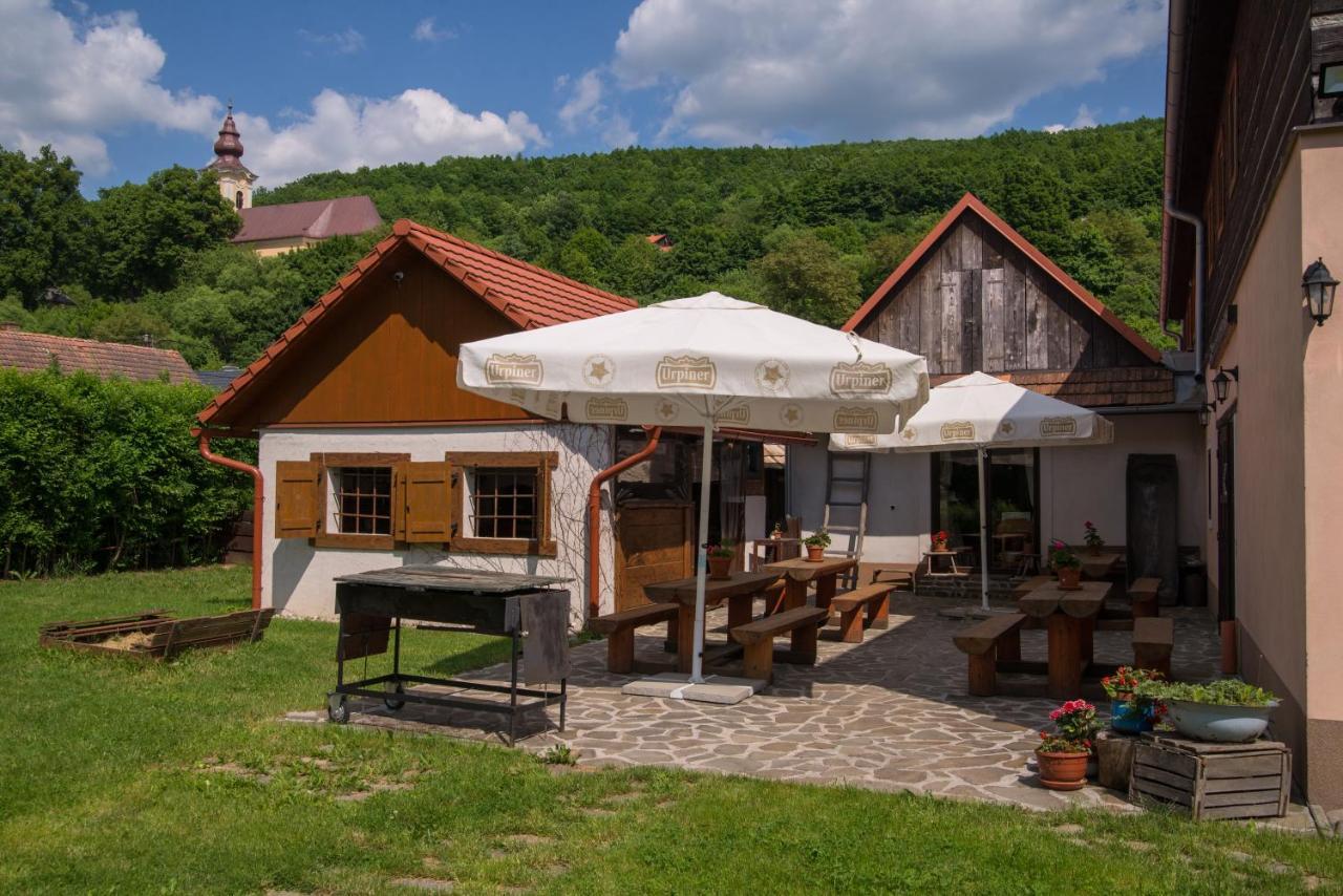 Penzión Starý Hostinec Banska Stiavnica Exterior foto