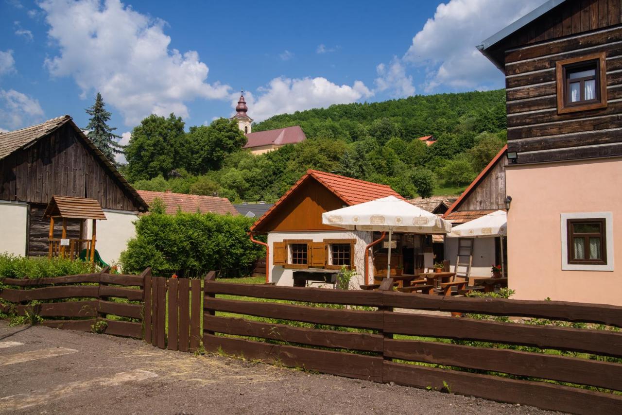 Penzión Starý Hostinec Banska Stiavnica Exterior foto