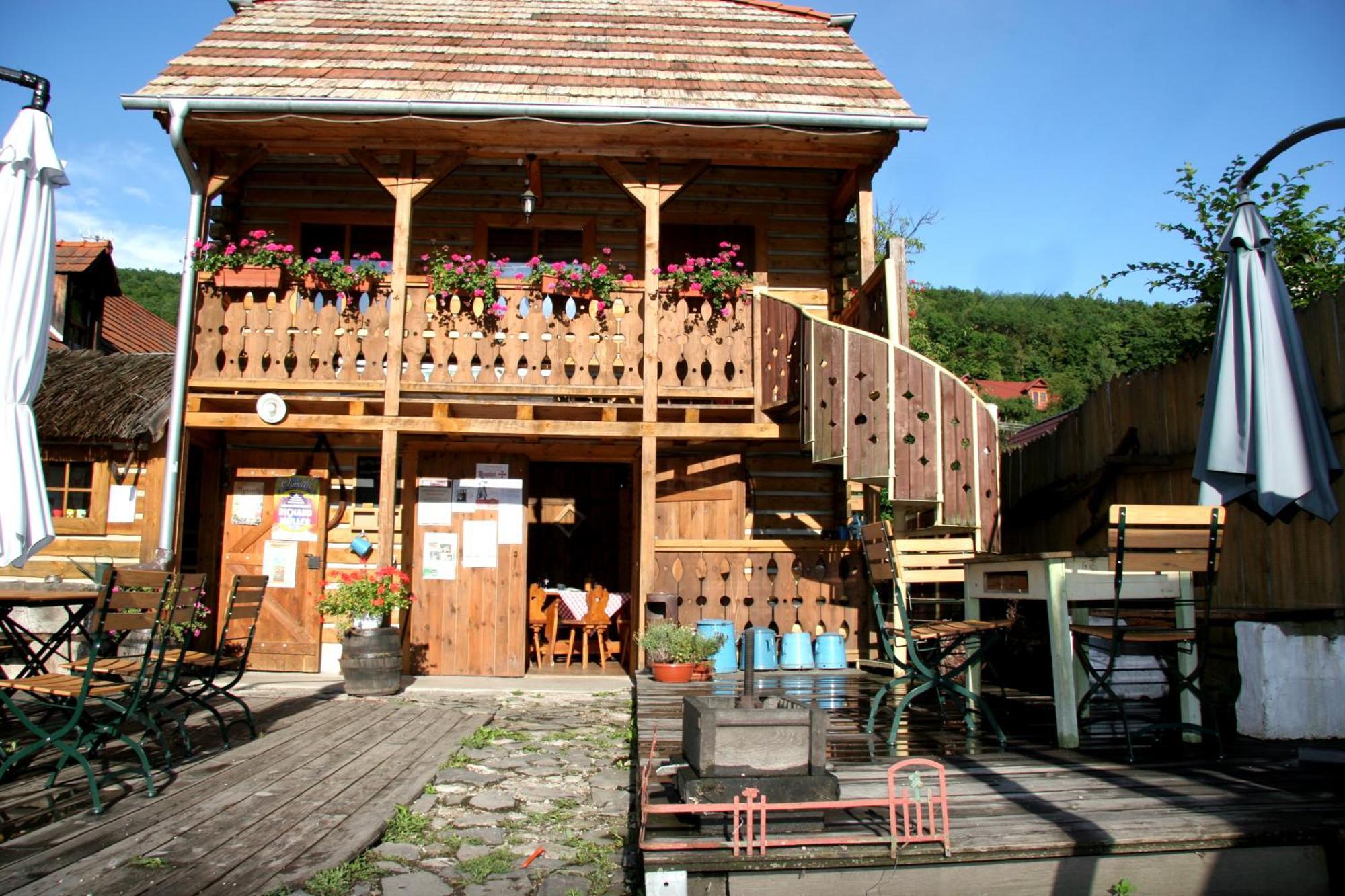 Penzión Starý Hostinec Banska Stiavnica Exterior foto