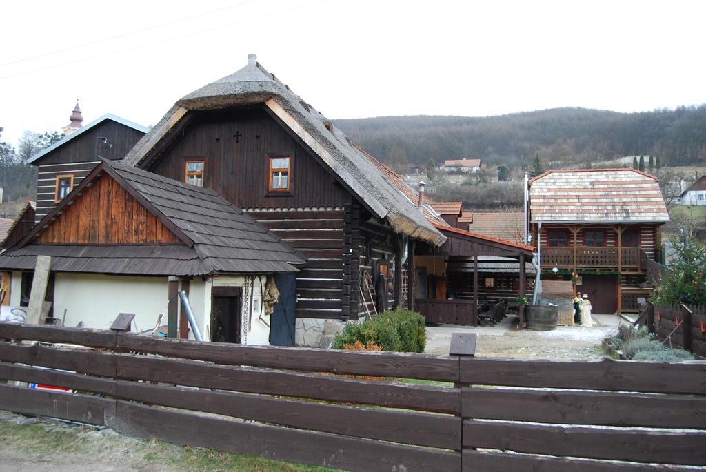 Penzión Starý Hostinec Banska Stiavnica Exterior foto